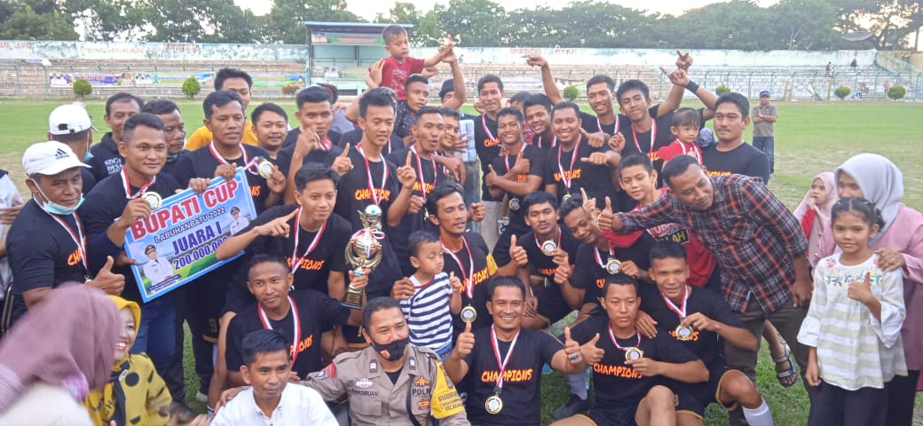 Desa Kampung Baru Raih Piala Trophy Bupati Labuhanbatu