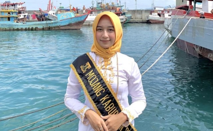 Jian Rayaguna Rahma, Duta Wisata Terfavorit Kabupaten Sukabumi 2021 Promosikan Dunia Pariwisata