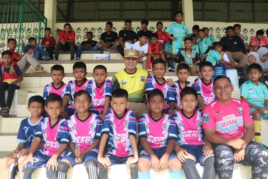 HJK Sijunjung Ke-74, Kejuaraan Sepak Bola K-12 Tahun Se-Sumbar-Riau-Jambi Dibuka Wabup Iraddatillah
