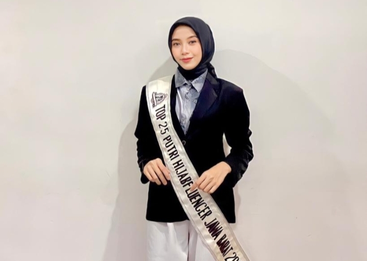 Rina Nursa’adah, Mahasiswi Cantik UIN Bandung